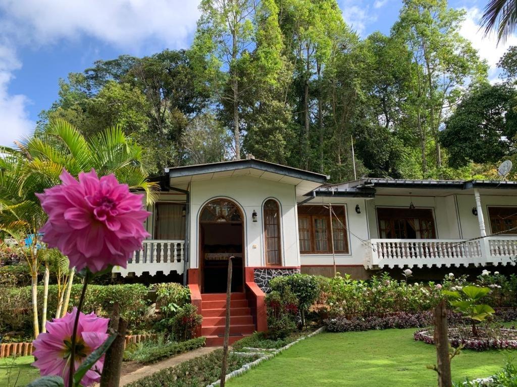 Eeshani Guest Inn Ella Ngoại thất bức ảnh