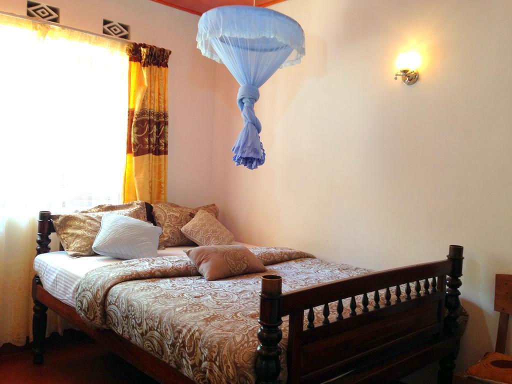 Eeshani Guest Inn Ella Ngoại thất bức ảnh