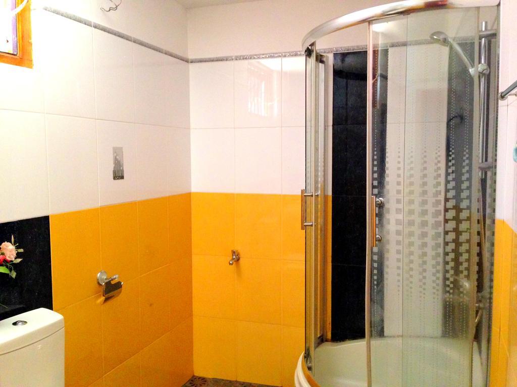 Eeshani Guest Inn Ella Ngoại thất bức ảnh
