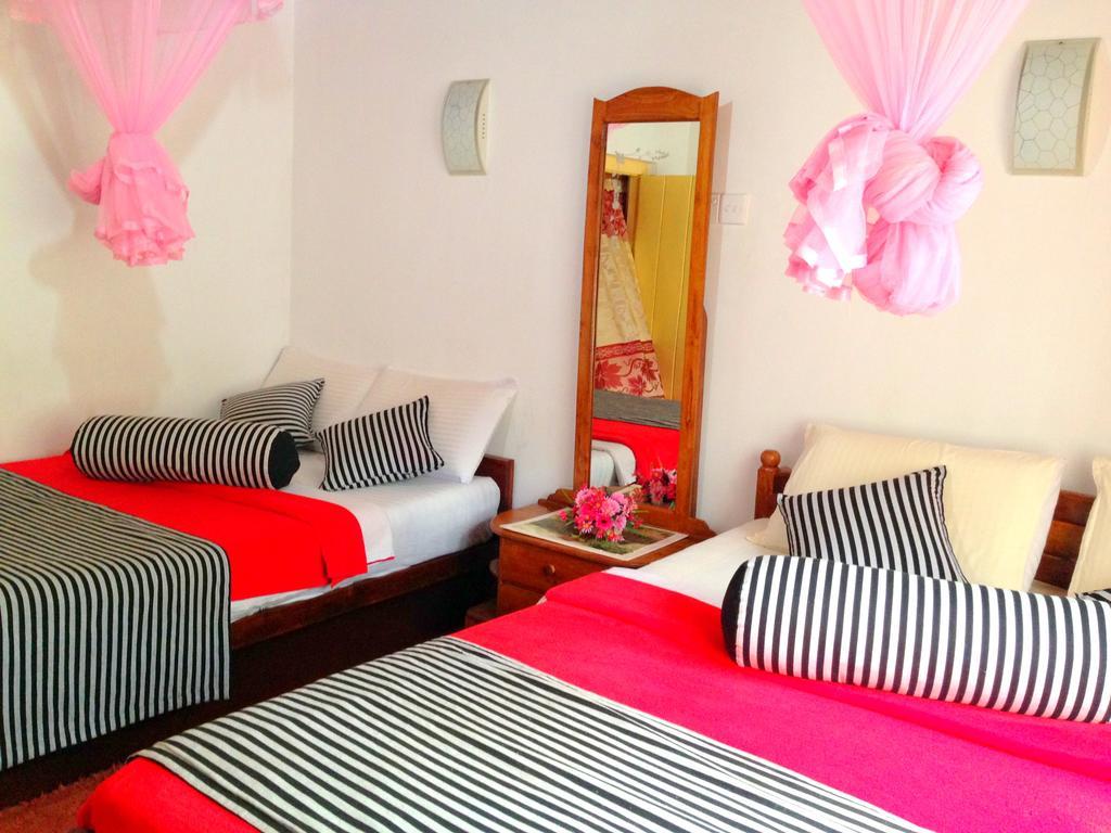 Eeshani Guest Inn Ella Ngoại thất bức ảnh