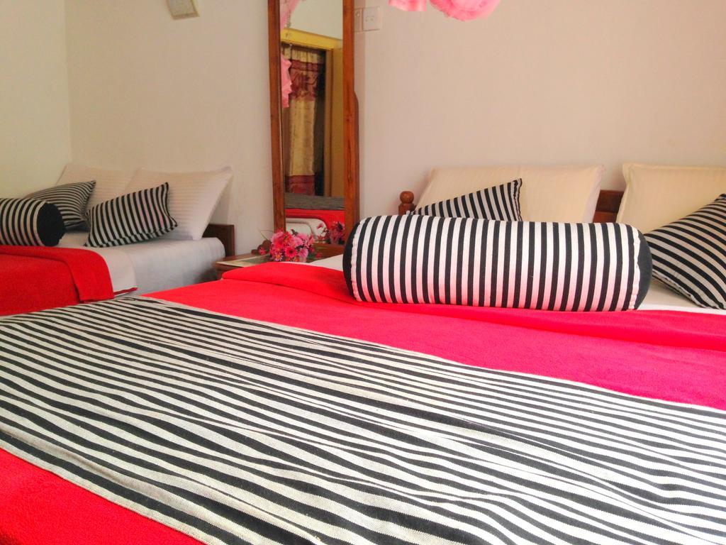 Eeshani Guest Inn Ella Ngoại thất bức ảnh